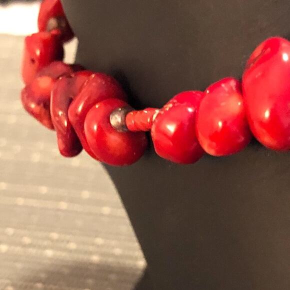 Red Coral Handmade Beaded Ankle Bracelet - Picture 3 of 8